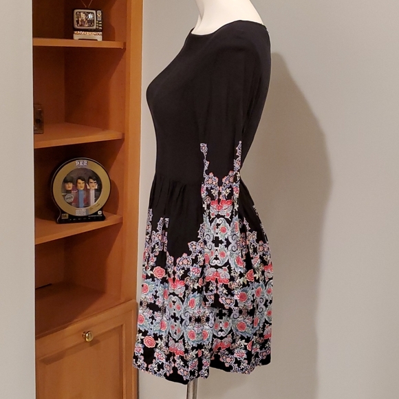 ASOS Petite Black Mini Long Sleeve Floral Dress - Picture 7 of 10